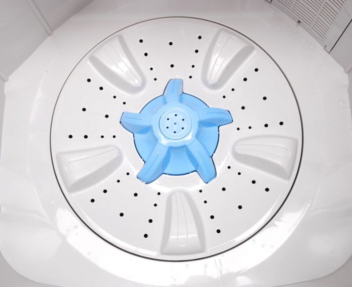Fujidenzo 6.8 kg. Single Tub Washer with Eco-Soak Wash Cycle