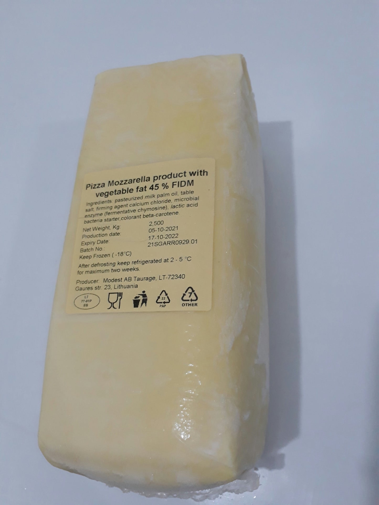 Vilvi YELLOW MOZZARELLA Cheese Block 2.5kg
