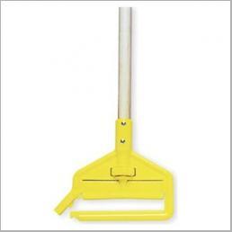 Rubbermaid Yellow Plastic Head 60"L SIDEGATE WET MOP HANDLE LARGE