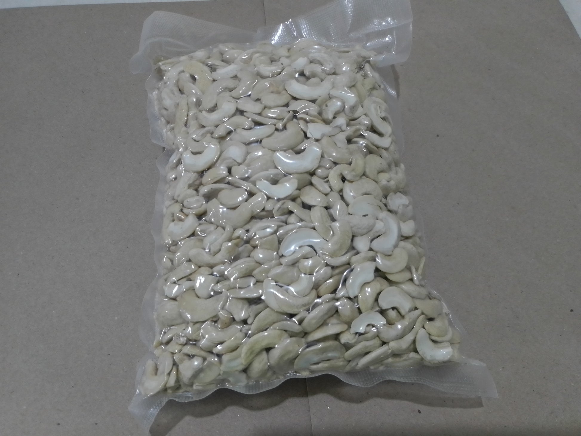 Palawan's Split ROASTED CASHEW NUTS 1kg