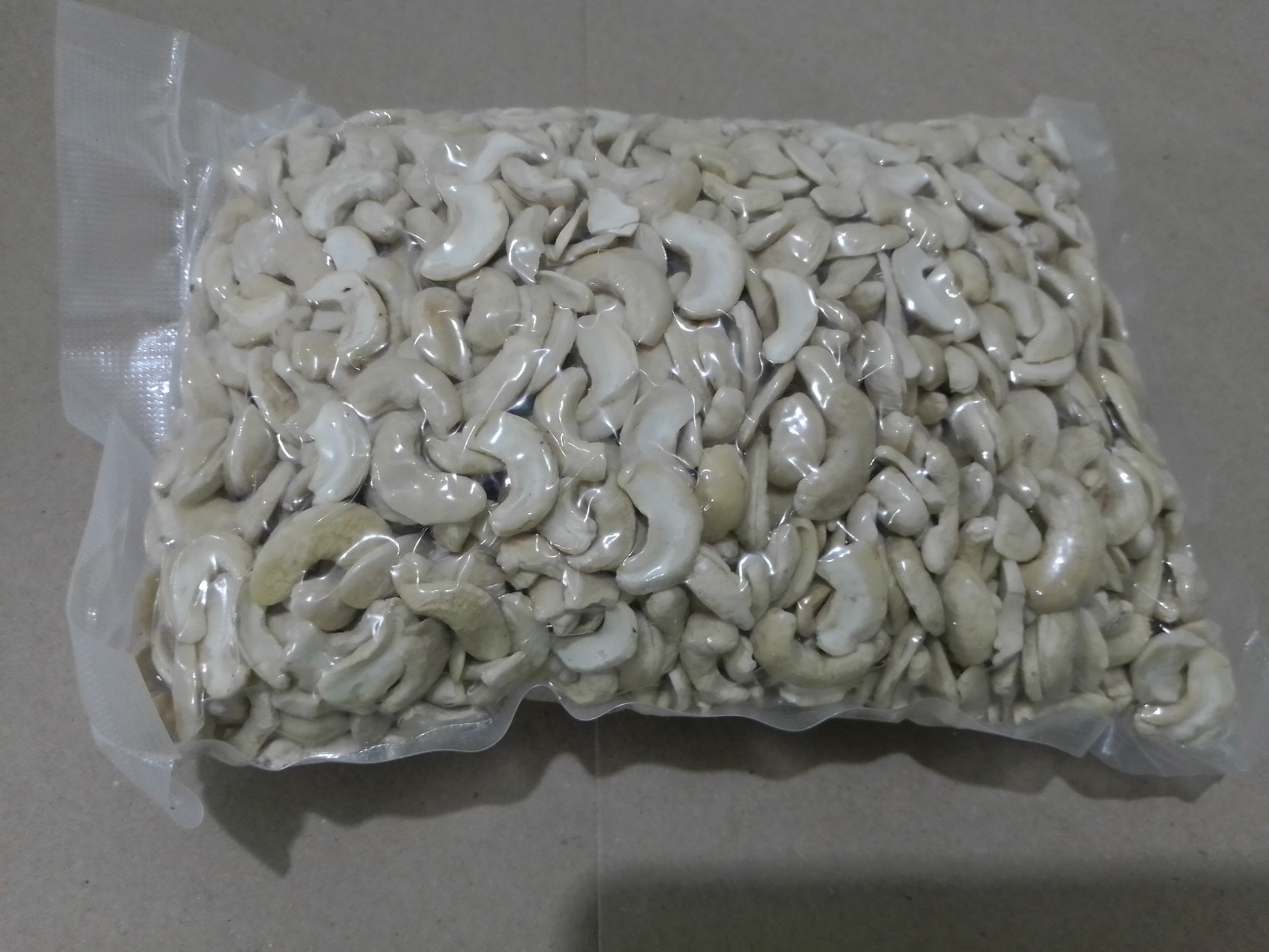 Palawan's Split ROASTED CASHEW NUTS 1kg